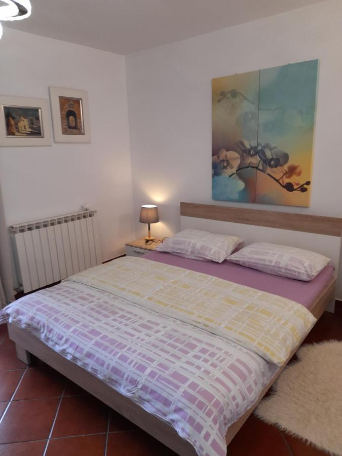Villa Iva Porec Exterior photo